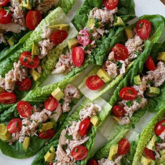 https://cleanfoodcrush.com/wp-content/uploads/2015/05/Crab-Salad.jpg