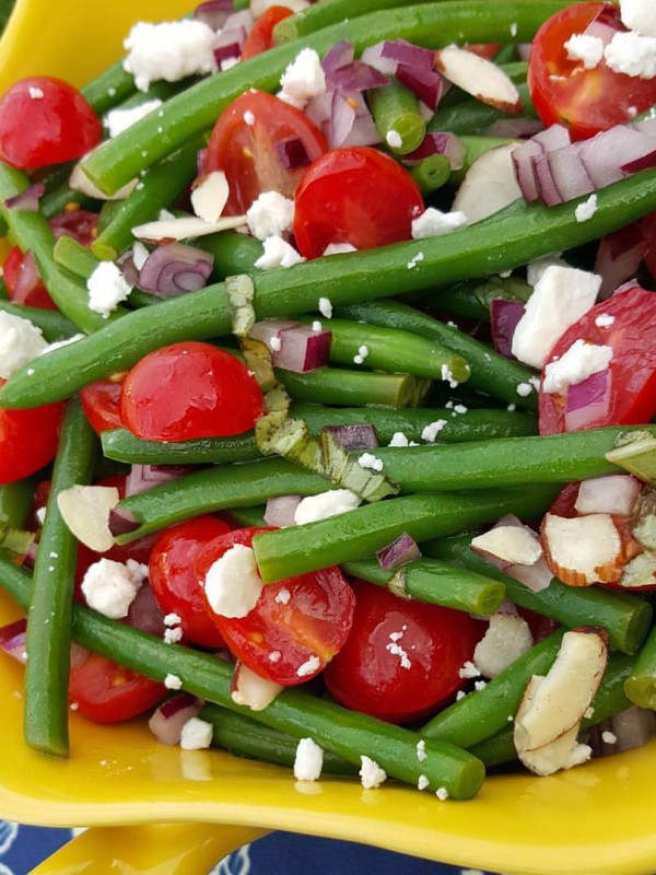 Garden-Fresh Green Bean Salad recipe https://cleanfoodcrush.com/garden-fresh-green-bean-salad