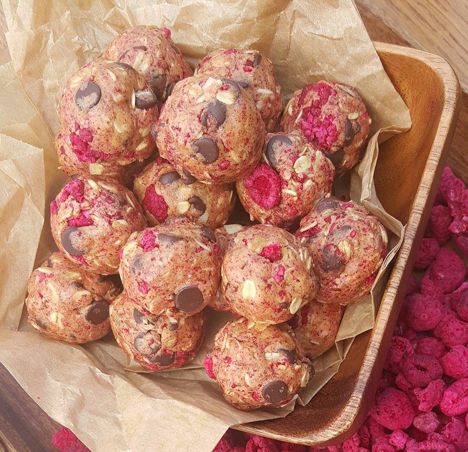 Clean Eating No-Bake Raspberry Chocolate Protein Balls https://cleanfoodcrush.com/raspberry-chocolate-balls/