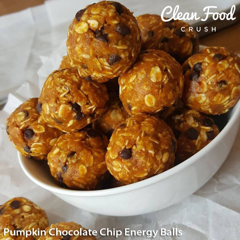 Pumpkin Chocolate Chip Energy Balls https://cleanfoodcrush.com/pumpkin-chocol…p-energy-balls