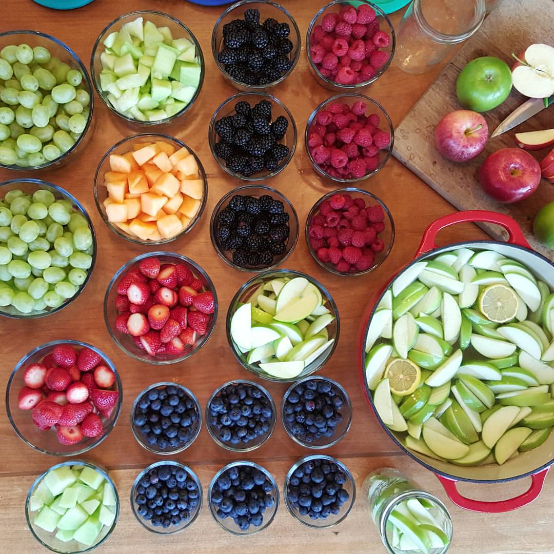 How to Quickly do Weekly Clean Eating Fruit Prep for a Busy Family