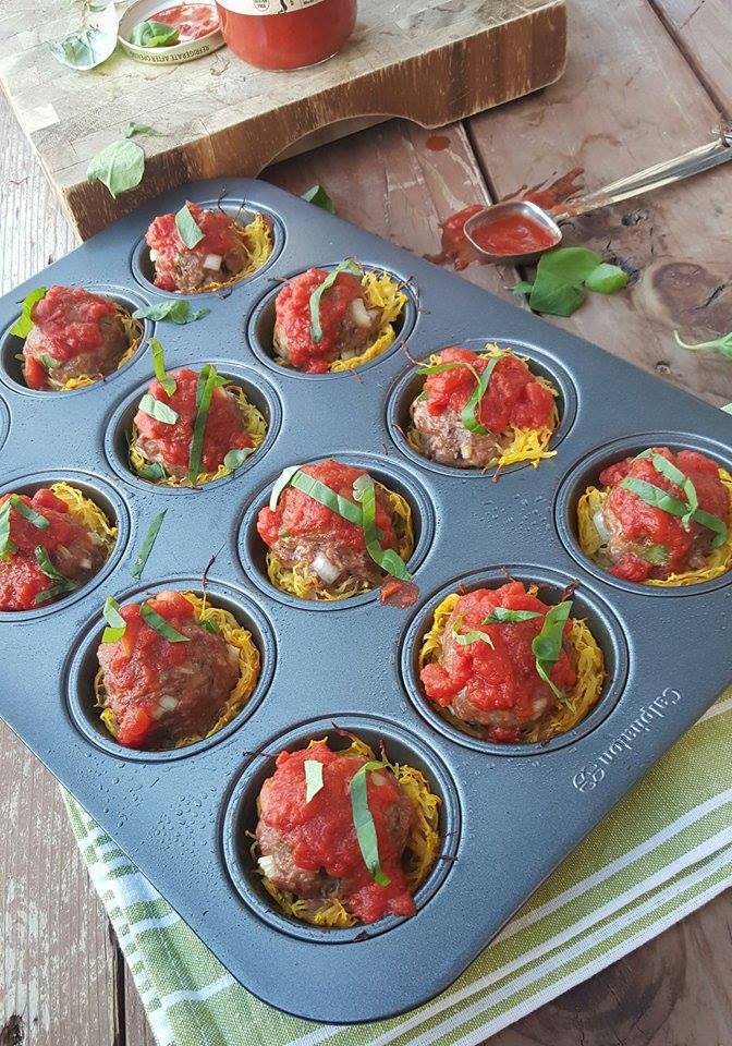 Clean Eating Italian Meatballs in Spagetti Squash Cups