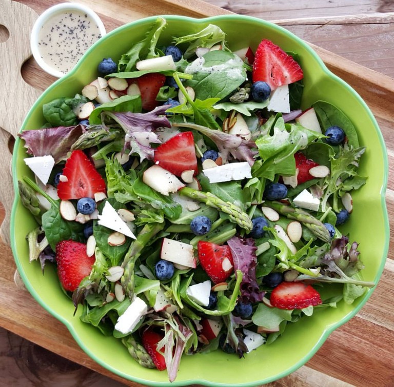 Spring spinach salad with lemony poppyseed dressing clean food crush