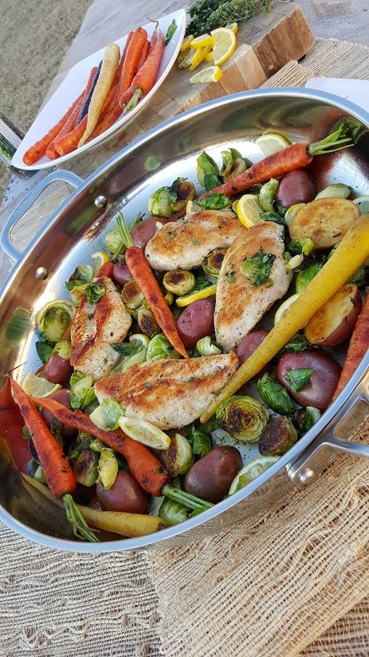 Skillet Chicken with New Spring Veggies Clean Eating https://cleanfoodcrush.com/skillet-chicken-spring-veggies/