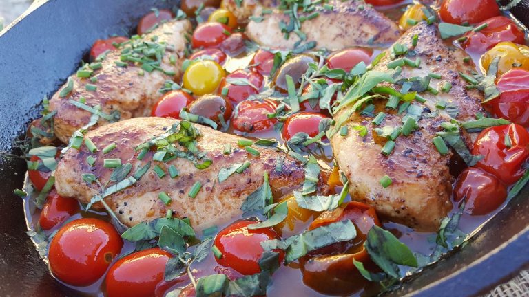 Balsamic Glazed Chicken w/ Heirloom Tomatoes & Fresh Herbs | Clean Food ...