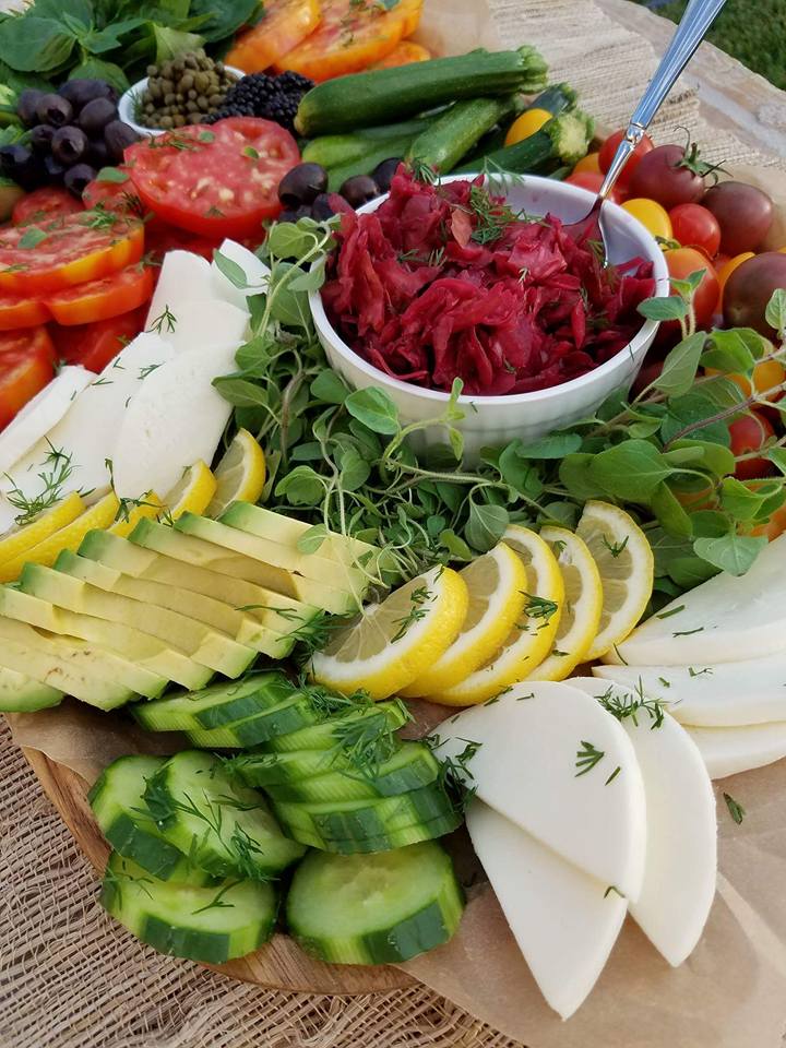 Vegetable Summer Platter https://cleanfoodcrush.com/summer-veggie-plate/