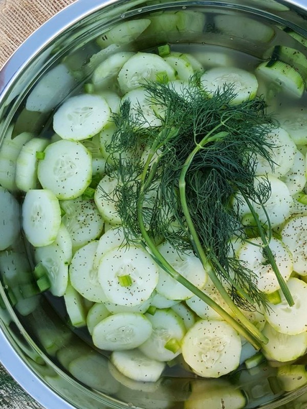 Cucumbers Pickles https://cleanfoodcrush.com/cucumbers-pickles