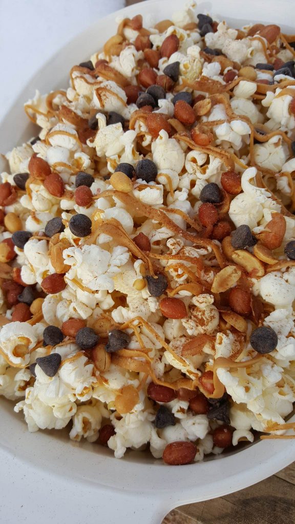 Salty-Sweet Peanut Butter Popcorn Recipe https://cleanfoodcrush.com/salty-sweet-pb-popcorn/