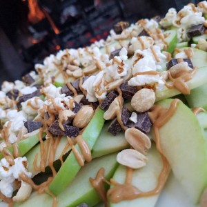 Apple Nachos https://cleanfoodcrush.com/apple-nachos
