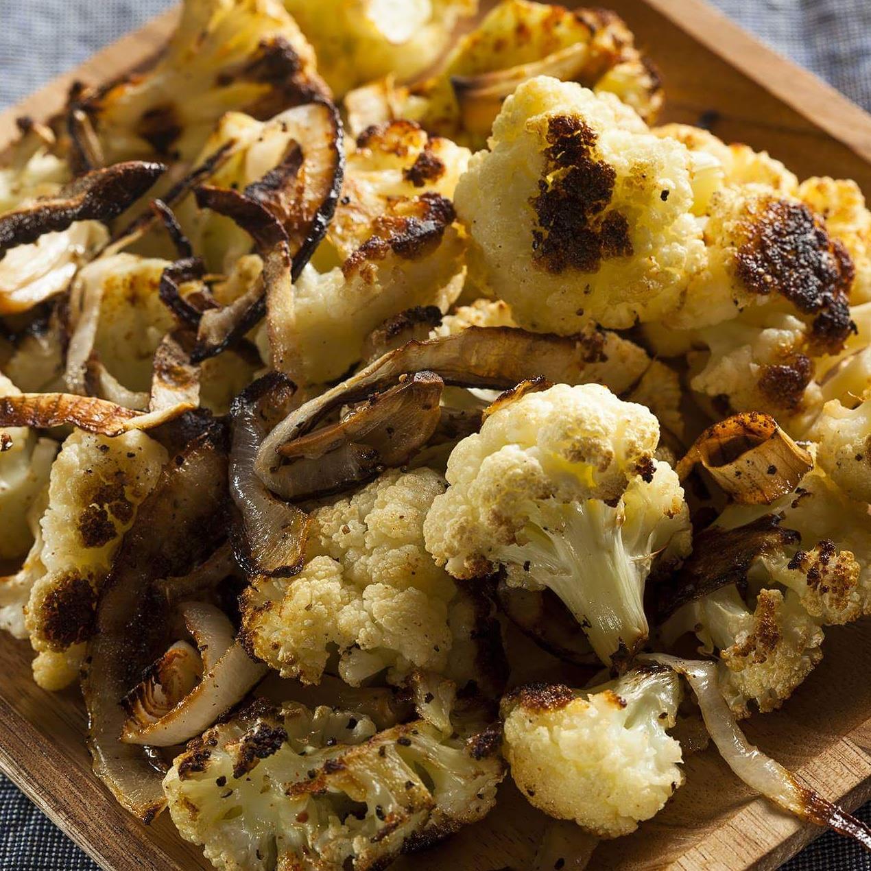 Clean Eating roasted cauliflower caramelized onions