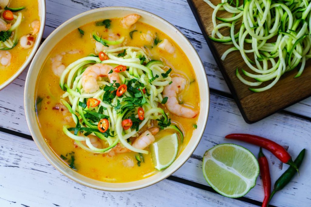 Noodle soup with shrimp and zucchini