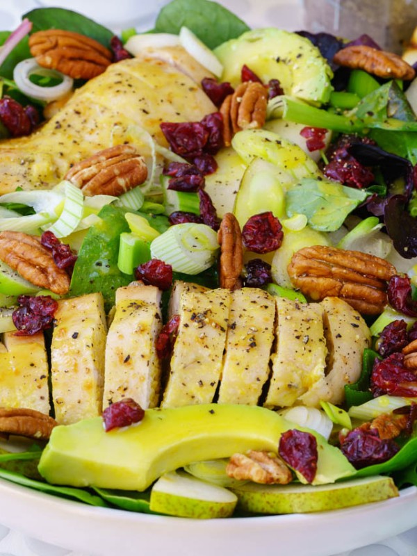 CleanFoodCrush Chicken Pear Avocado Salad