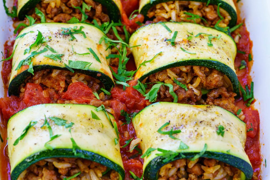 These Burrito Stuffed Zucchini Rolls Make Clean Eating a ...