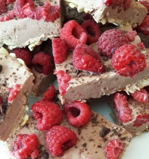Frozen Raspberry Chocolate Bars CleanFoodCrush