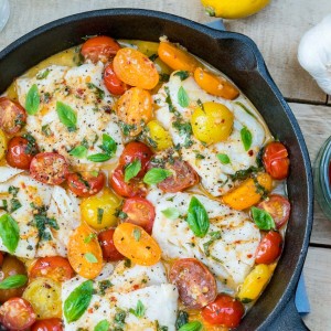 Clean Eating Cod in Fresh Tomato Basil Sauce