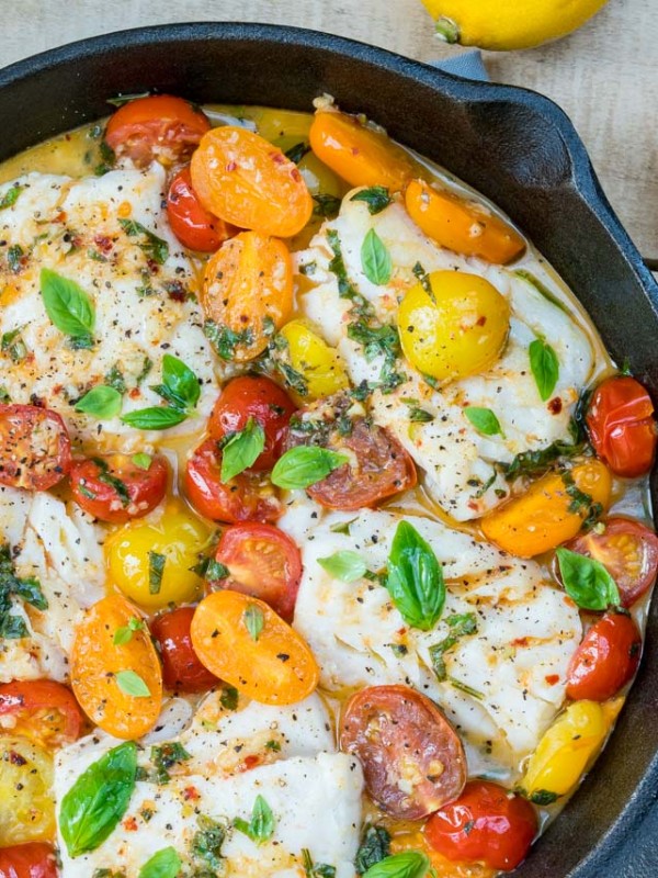 Clean Eating Cod in Fresh Tomato Basil Sauce