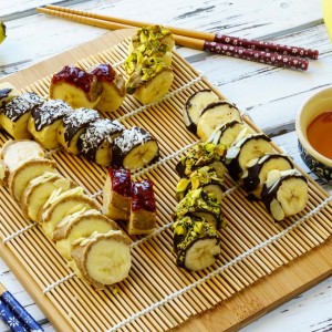 CleanFoodCrush Creative Banana Sushi Party