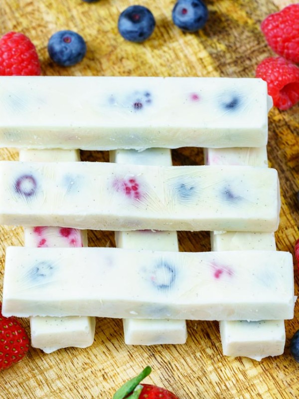 Frozen Yogurt Berry Bites and Smoothie Prep