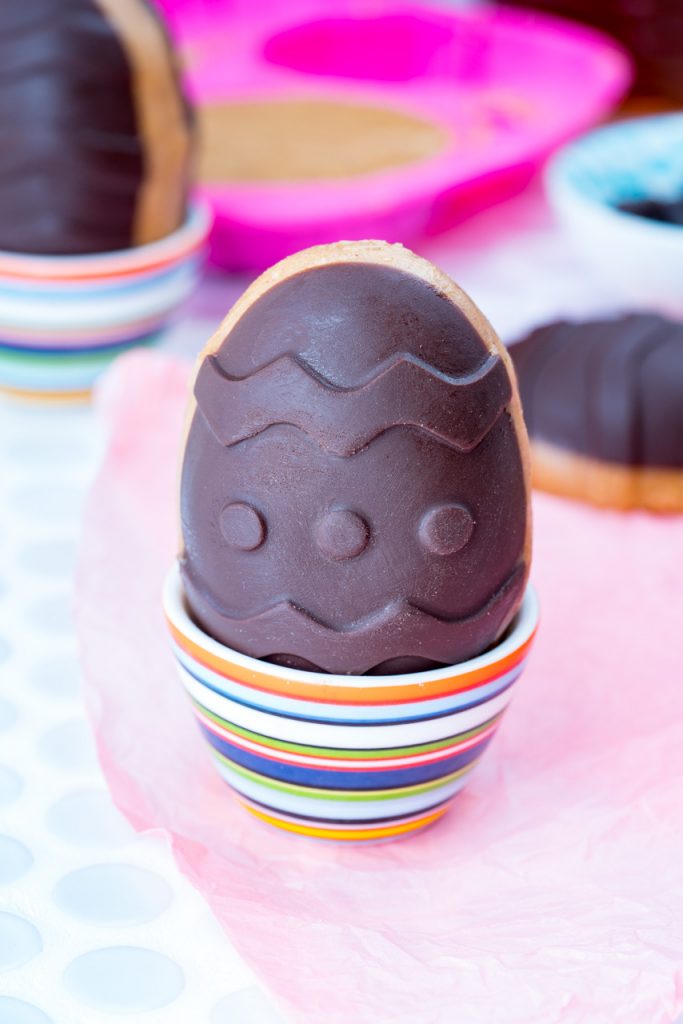 Healthy Chocolate Peanut Butter Easter Eggs