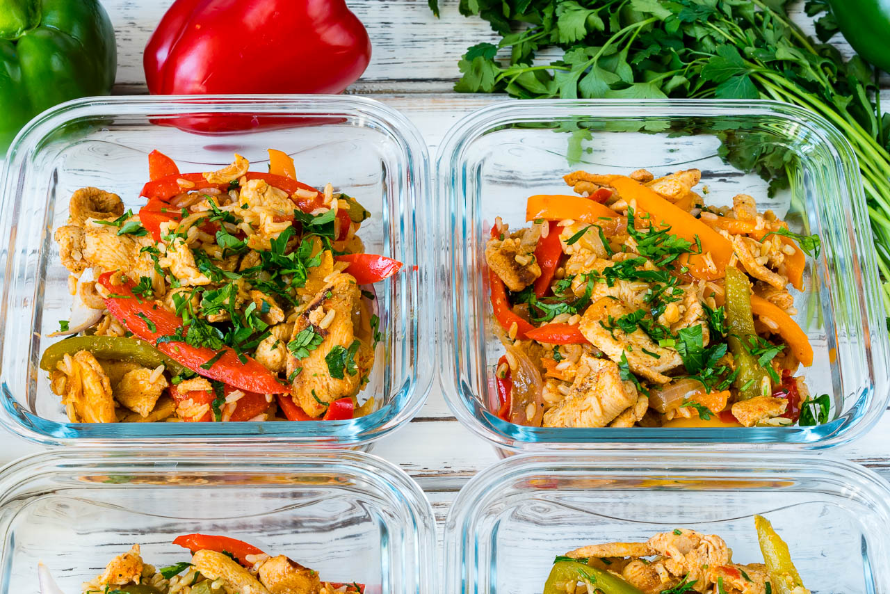 https://cleanfoodcrush.com/wp-content/uploads/2017/04/15-Minute-Skillet-Chicken-Fajitas-Meal-Prep.jpg