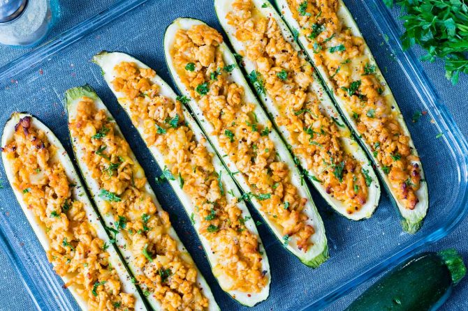 These Buffalo Zucchini Boats are a BIG Hit at Dinner Time! | Clean Food ...