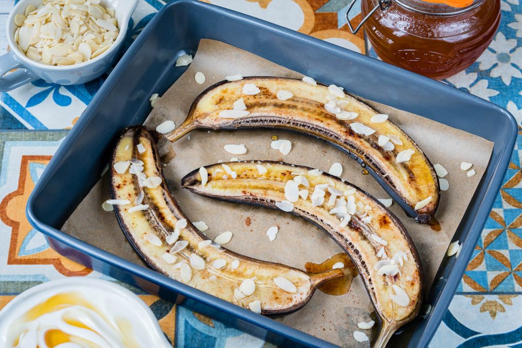 Clean Eating Honey Baked Bananas