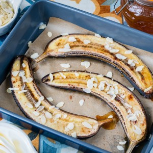Clean Eating Honey Baked Bananas