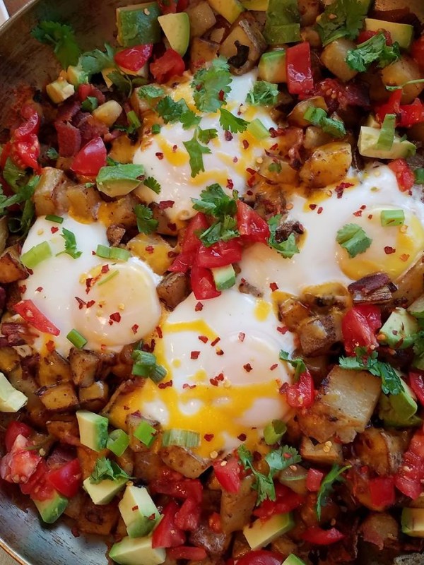 CleanFoodCrush Fiesta Egg Potato Breakfast Skillet