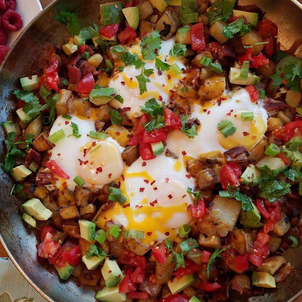 CleanFoodCrush Fiesta Egg Potato Breakfast Skillet