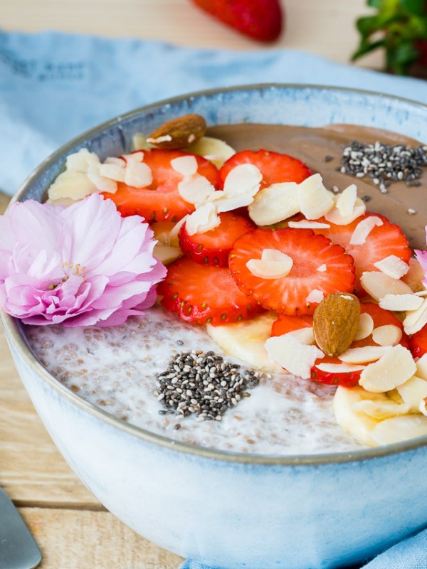 CleanFoodCrush Magnesium Mood Boosting Chia Bowl