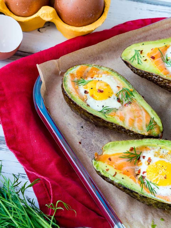 CleanFoodCrush Smoked Salmon + Egg Baked Avocados