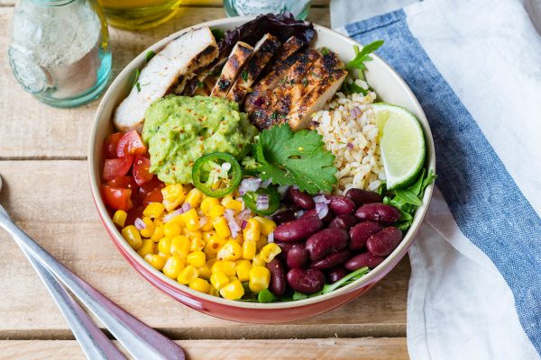 Love Eating Clean: Chicken Burrito Bowls + Cilantro-Lime Rice | Clean ...