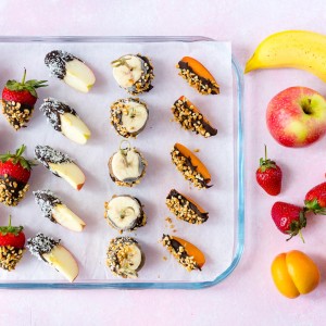 CleanFoodCrush Dark Chocolate Covered Fruits Recipe