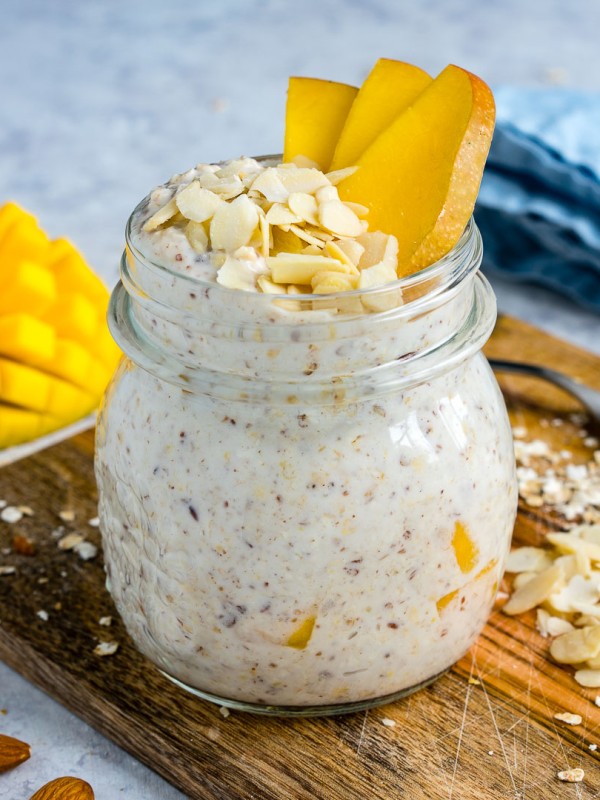 No Bake Mango Coconut Cream Oats