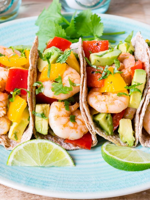CleanFoodCrush Shrimp Fajitas with Avocado