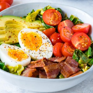 Special BLT Bowls with Cabbage