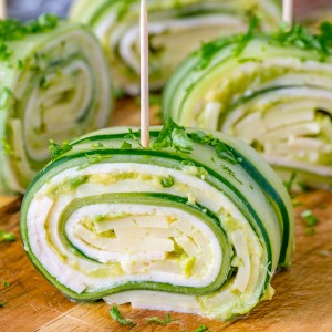 CleanFoodCrush Turkey + Cheese Cucumber Rolls