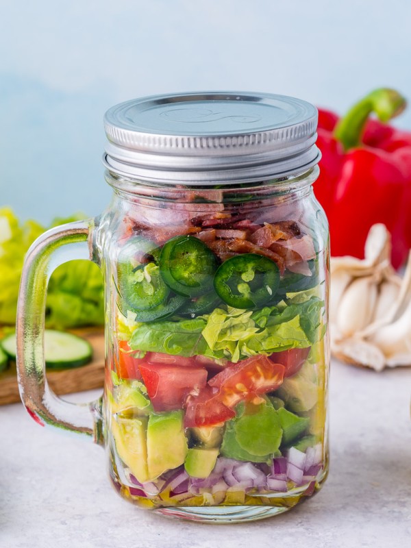 BLT Guacamole Salad-In-a-Jar Recipe