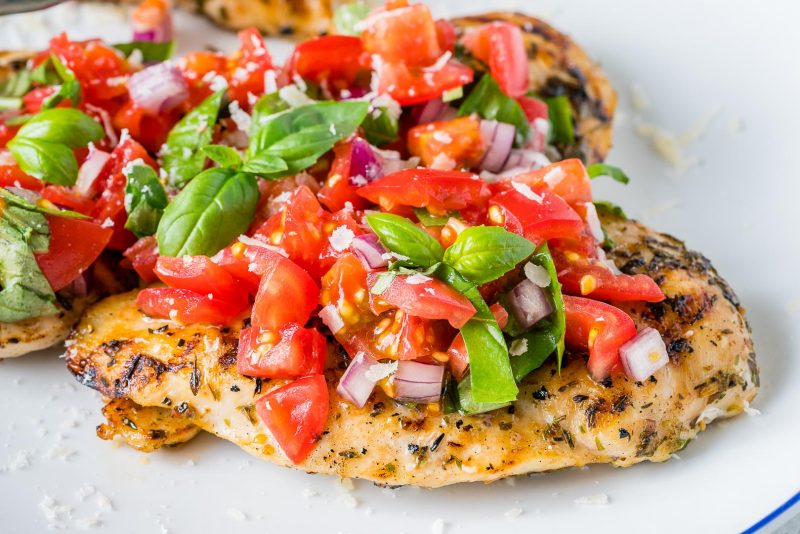 This Grilled Chicken Bruschetta is a Clean Eating Show-Stopper! | Clean ...