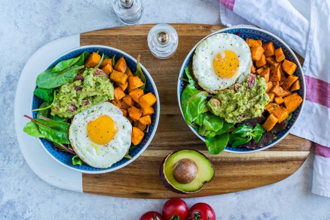 Clean Eating Guacamole, Egg + Sweet Potato Breakfast Bowls! | Clean ...