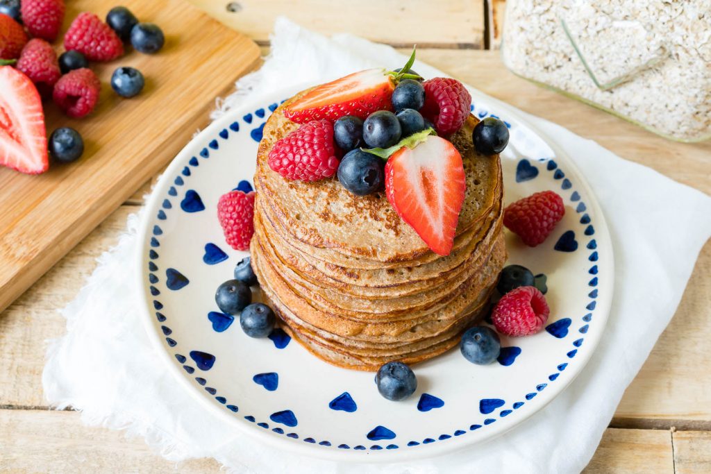 Clean Eating Oatmeal Protein Pancakes