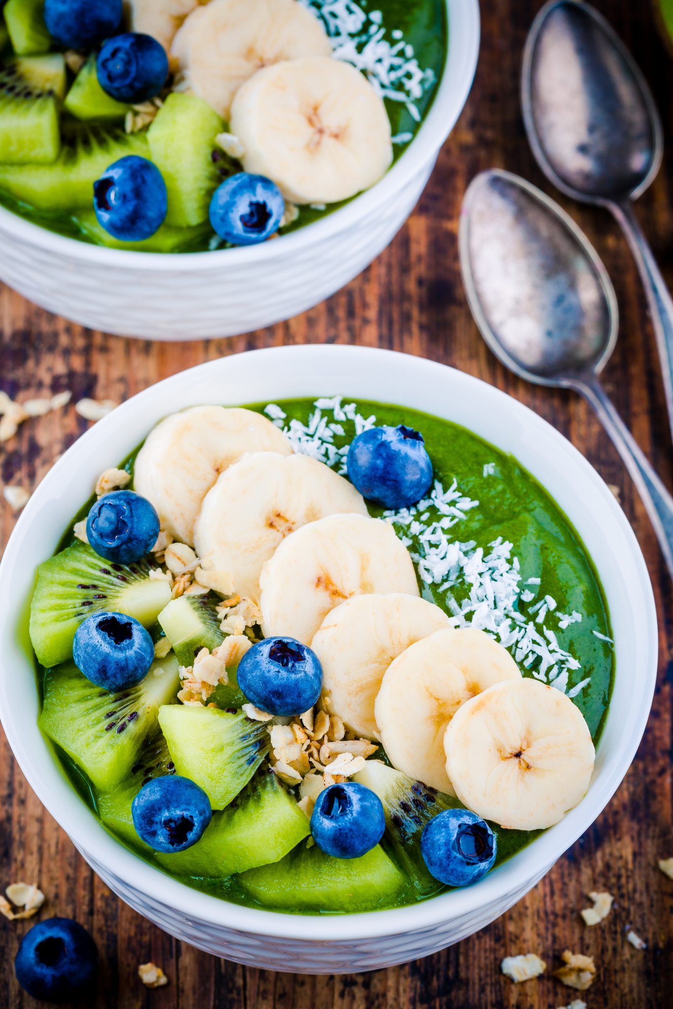 Healthy Green Smoothie Yogurt Bowl