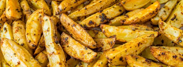 Delicious Spicy-Garlicy Baked Potato Wedges