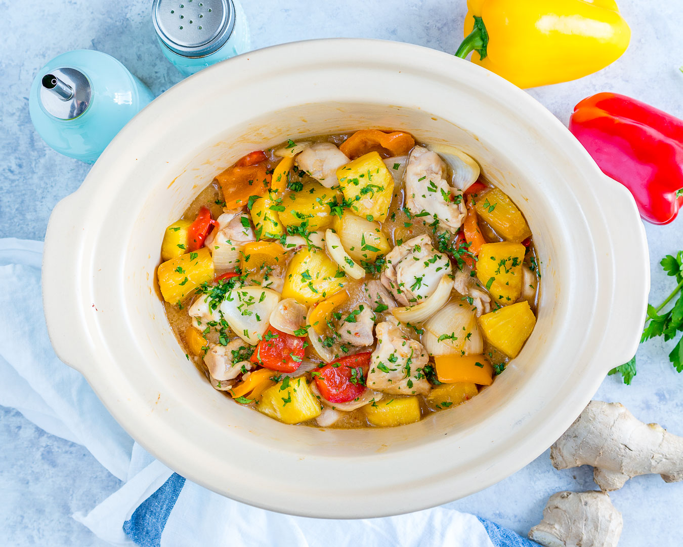 Slow Cooker Hawaiian Pineapple Chicken Is A Quick Clean Eating Win