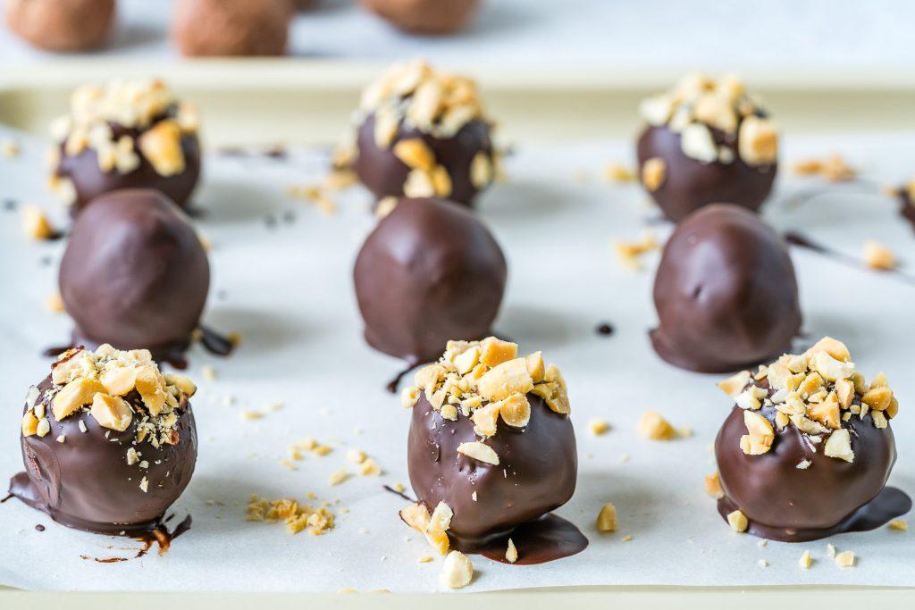 Eat Clean Chocolate Peanut Butter Balls