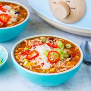 Clean Eating Crockpot Chicken Enchilada Soup