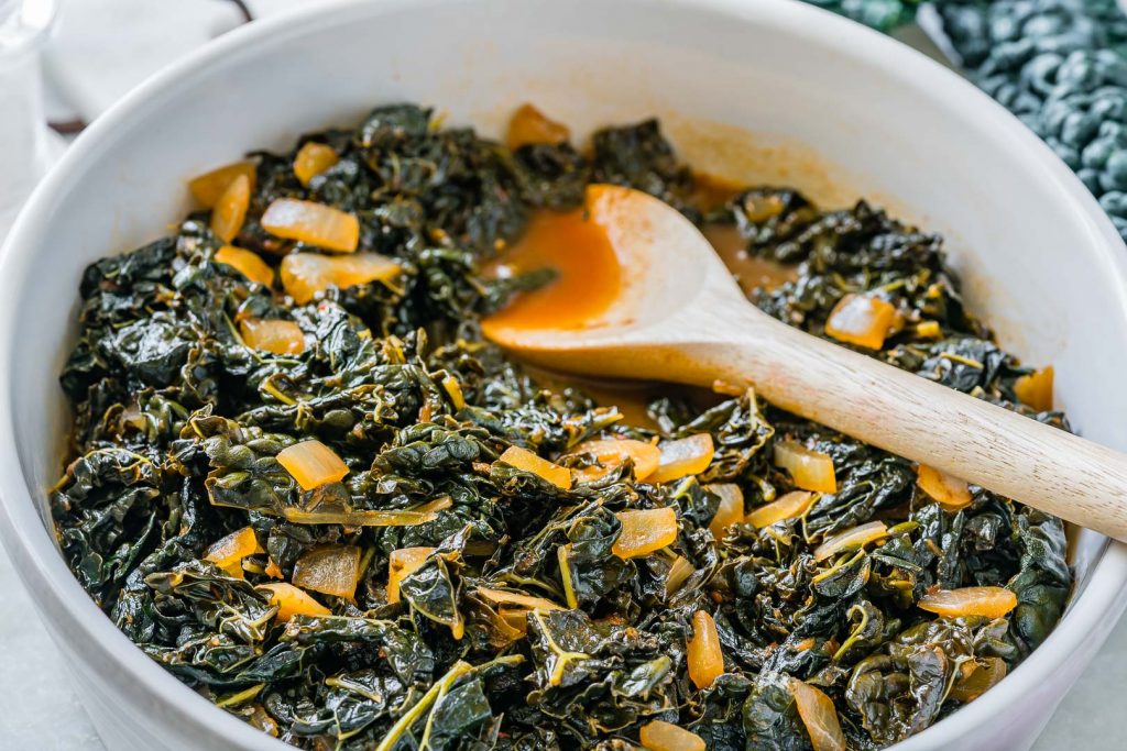 CleanFoodCrush Lacinato Kale in Smoky Garlic Sauce