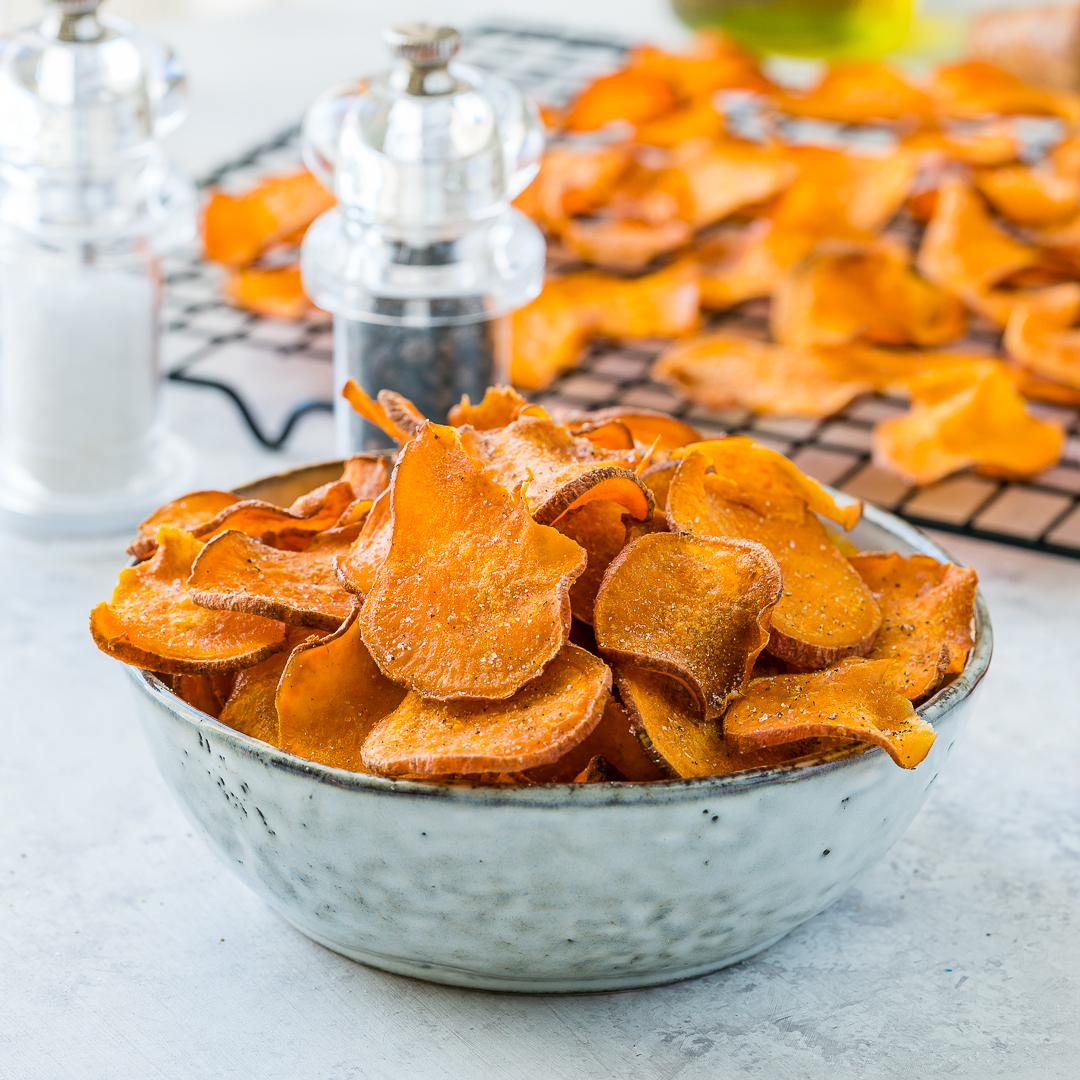 Baked Sweet Potato Chips are Perfect for Your Savory Cravings! | Clean ...