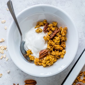 Eat Healthy Pumpkin Pie Granola