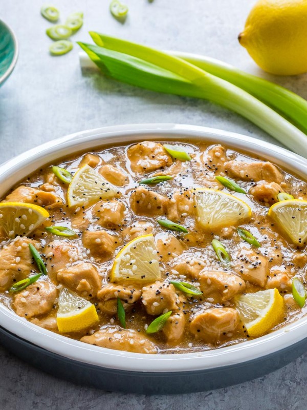 Clean Eating Crockpot Skinny Lemony Chicken
